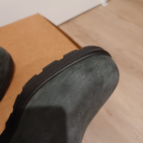 Blundstone 1630 Rustic Black Women's Size 9.5 (9 wide) regular price $200 - Picture 6 of 8